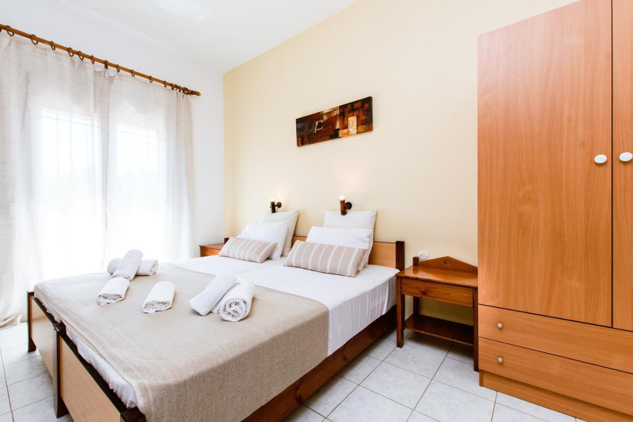 Koulouris Apartments & Studios *