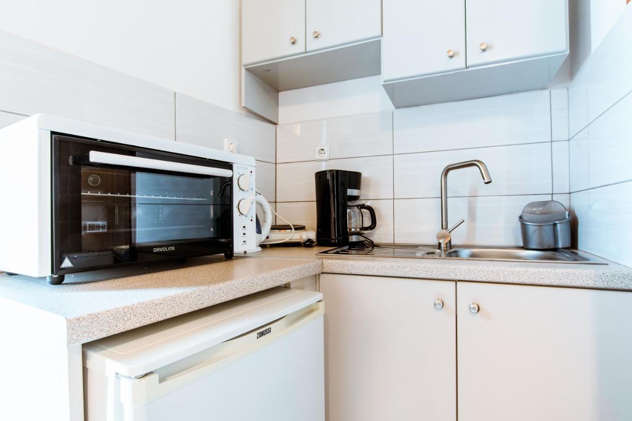 Koulouris Apartments & Studios *