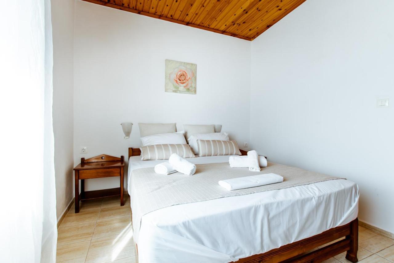 Koulouris Apartments & Studios Landhaus