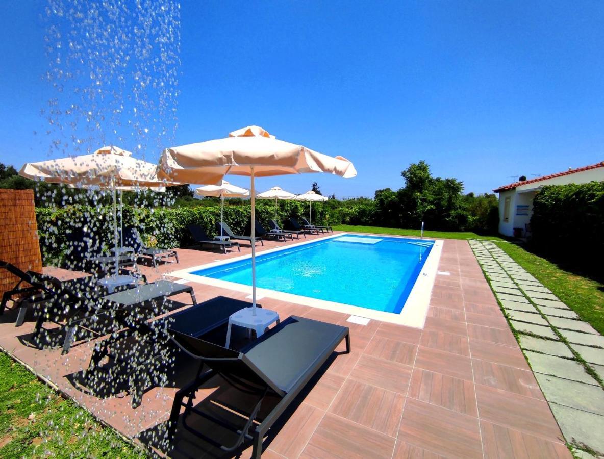 Koulouris Apartments & Studios *